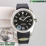 Luxury Explorer-Style Watch – Black Dial with Luminous Markers, Rubber Strap, Automatic Movement, Swiss-Made Caliber - 图片 3