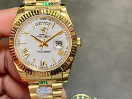 Luxury Full Gold Day-Date Style Watch – White Dial, Roman Numerals, Fluted Bezel, Two-Window Display