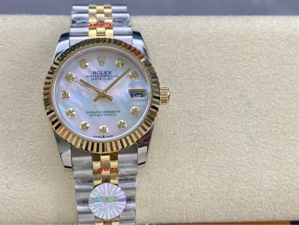 微信图片_20250925125424_3214_76 Luxury Two-Tone Datejust-Style Watch – Mother of Pearl Dial with Diamond Hour Markers, Fluted Bezel - 图片 1