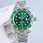 Luxury Submariner-Style Watch – Silver Dial, Blue & Pink Bezel, Stainless Steel Oyster Bracelet, Water Resistant - 图片 3