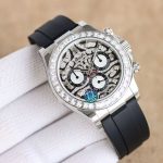 Luxury Diamond-Encrusted Chronograph Watch – Black Dial, Crystal Bezel, Rubber Strap, Elegant Men's Timepiece - 图片 3