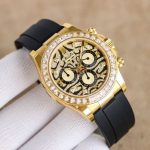 Luxury Diamond-Encrusted Chronograph Watch – Black Dial, Crystal Bezel, Rubber Strap, Elegant Men's Timepiece - 图片 6