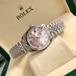 Luxury Pink Dial Datejust-Style Watch – Diamond Hour Markers, Fluted Bezel, Stainless Steel Bracelet - 图片 4