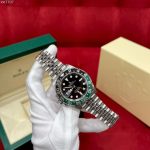 Luxury GMT-Master-Style Watch – Black Dial, Green & Black Ceramic Bezel, Stainless Steel Bracelet - 图片 3