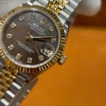 Luxury Two-Tone Datejust-Style Watch – Chocolate Dial, Diamond Hour Markers, Fluted Bezel - 图片 4