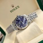 Luxury Datejust-Style Watch – Deep Purple Dial, Diamond Hour Markers, Fluted Bezel, Stainless Steel Bracelet - 图片 5