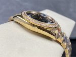 Luxury Full Gold Day-Date-Style Watch – Black Dial, Diamond Bezel, Dual Calendar Display - 图片 7