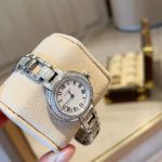 Cartier Ballon Bleu – Women's 18K White Gold Diamond-Paved Watch with White Dial, Roman Numerals, and Integrated Bracelet - 图片 4