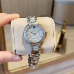 Cartier Ballon Bleu – Women's 18K White Gold Diamond-Paved Watch with Black Dial, Roman Numerals, and Integrated Bracelet - 图片 4