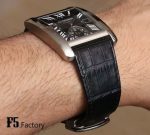 Cartier Tank Française – Men's Stainless Steel Automatic Watch with Silver Guilloché Dial, Roman Numerals, and Black Alligator Strap - 图片 8