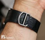 Cartier Tank Française – Men's Stainless Steel Automatic Watch with Silver Guilloché Dial, Roman Numerals, and Black Alligator Strap - 图片 10