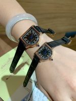 Cartier Santos-Dumont – Women's Mini Two-Tone Watch Set with Red Alligator Strap, Roman Numerals, and Blue Sapphire Crown - 图片 4