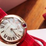 Cartier Ballon Bleu – Women's 18K Rose Gold Watch with Ruby Crown, Mother-of-Pearl Dial, Roman Numerals, and Red Alligator Strap - 图片 5