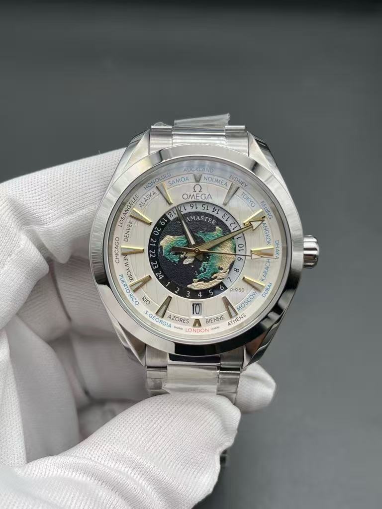 微信图片_20250925154613_3881_76 Omega Seamaster Planet Ocean Worldtimer – Mother-of-Pearl Dial with Earth Map and Stainless Steel Bracelet - 图片 1
