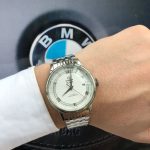 Omega De Ville – Classic Silver Dial with Roman Numerals and Stainless Steel Bracelet - 图片 5