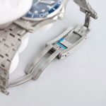 Omega Seamaster Diver 300M – Blue Dial with Wave Pattern and Stainless Steel Bracelet (Includes Free Rubber Strap) - 图片 6