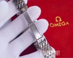 "Omega De Ville – Women's White Mother-of-Pearl Dial with Diamond Accents and Stainless Steel Bracelet  " - 图片 4