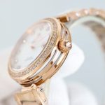 Omega Ladymatic – Women's Rose Gold Watch with Diamond Bezel, Mother-of-Pearl Dial, and Co-Axial Chronometer Movement - 图片 4