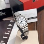 Tissot Classic Automatic Watch – Stainless Steel Bracelet, White Dial with Roman Numerals, Swiss Made - 图片 3