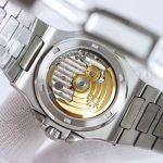 Patek Philippe Nautilus – Women's Black Sunburst Dial with Diamond Bezel and Stainless Steel Bracelet, Automatic Movement - 图片 8