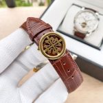 Patek Philippe Complications – Men's White Dial with Chronograph, Date, Day, and Openwork Movement, Yellow Gold Case & Brown Alligator Strap - 图片 10
