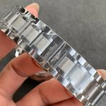 Longines DolceVita – Women's Two-Tone Stainless Steel Watch with Green Gradient Dial, Moon Phase, and Roman Numerals - 图片 6