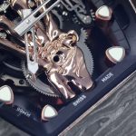 Richard Mille-Style Luxury Skeleton Watch – Carbon Fiber Case, Golden Skull Design, Black Rubber Strap - 图片 5