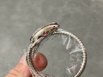 Bvlgari Serpenti – Women's Stainless Steel Bracelet Watch with White Dial, Ruby Crown, and Iconic Snake-Style Design - 图片 6