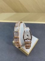 Bvlgari Serpenti – Women's Rose Gold Diamond Bracelet Watch with White Mother-of-Pearl Dial and Full Pave Setting - 图片 2