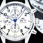 IWC Schaffhausen Pilot’s Watch Chronograph – White Dial with Blue Hands and Black Leather Strap - 图片 8