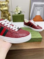 Gucci Red Leather Sneakers – Embossed GG Logo, Signature Web Stripe & Metal Buckle, Original Box & Dust Bag - 图片 7