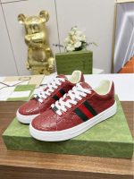 Gucci Red Leather Sneakers – Embossed GG Logo, Signature Web Stripe & Metal Buckle, Original Box & Dust Bag - 图片 5