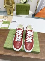 Gucci Red Leather Sneakers – Embossed GG Logo, Signature Web Stripe & Metal Buckle, Original Box & Dust Bag - 图片 4