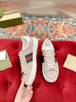 Gucci Beige Monogram Sneakers – Classic Web Stripe, "ACE" Metal Plate, Original Box & Dust Bag - 图片 9