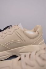 Gucci Beige Chunky Sneakers – Oversized Logo, Signature Web Stripe, Original Box & Dust Bag - 图片 4