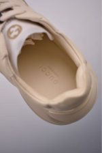 Gucci Beige Chunky Sneakers – Oversized Logo, Signature Web Stripe, Original Box & Dust Bag - 图片 3