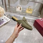 Gucci Olive Green GG Monogram Slides – Iconic Horsebit Buckle, Embossed Pattern, Original Box & Dust Bag - 图片 2