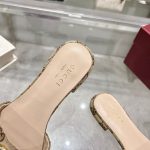 Gucci GG Logo Slides – Beige Monogram or Red Crystal, Double G Buckle, Original Box & Dust Bag (Choose One) - 图片 4
