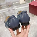 Gucci GG Monogram Loafers – Navy Blue Canvas, Horsebit Buckle, Original Box & Dust Bag - 图片 4