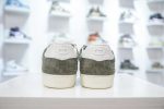 Gucci GG Logo Low-Top Sneakers – Olive Green Suede & Canvas, Iconic Interlocking G Patch, White Rubber Sole - 图片 7