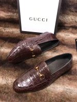 Gucci Crocodile-Embossed Loafers – Deep Brown Leather, Gold-Tone Horsebit Buckle, Premium Craftsmanship - 图片 2