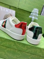 Gucci White Leather Sneakers – Red & Green Web Stripe, Golden Bee Embroidery, Iconic Design - 图片 4