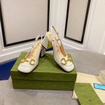 Gucci White Leather Pumps – Gold-Tone Horsebit Buckle, Square-Toe Design, Chunky Heel