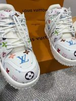 Louis Vuitton Multicolor Monogram Sneakers – White Leather, Bold Print, Chunky Sole - 图片 6