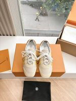 Louis Vuitton Beige & Yellow Leather Sneakers – Minimalist Design, Iconic Craftsmanship, Everyday Luxury - 图片 6