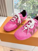 Louis Vuitton pink & Brown Monogram Sneakers – Classic Colorway, Iconic Design, Everyday Luxury - 图片 5