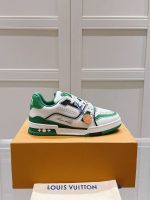 Louis Vuitton White & Green Leather Sneakers – Bold Color Contrast, Iconic LV Logo, Elevated Style - 图片 7