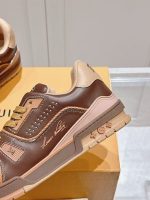 Louis Vuitton Brown Leather Sneakers – Vintage-Inspired Design, Premium Craftsmanship, Timeless Elegance - 图片 4