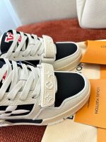 Louis Vuitton White Sneakers with Red LV Logo – Bold Statement, Iconic Design, Timeless Luxury - 图片 5