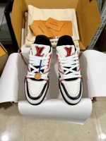 Louis Vuitton Sneakers – Luxury Designer Shoes, Premium Leather, Iconic LV Logo, Chunky Sole, Fashion Statement - 图片 8